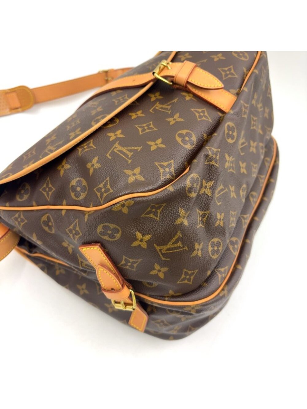 Louis Vuitton Saumur 35 Monogram Leather Brown Shoulder Bag Gold - Picture 6 of 15